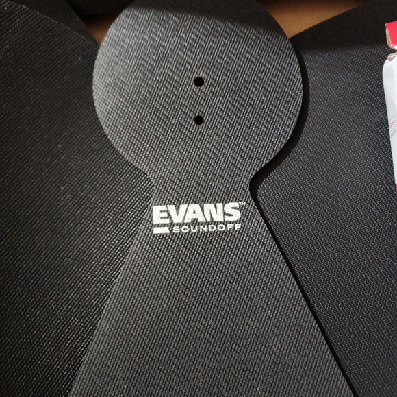 Evans drum kit SoundOff Box Set, Standard size - Picture 12 of 15